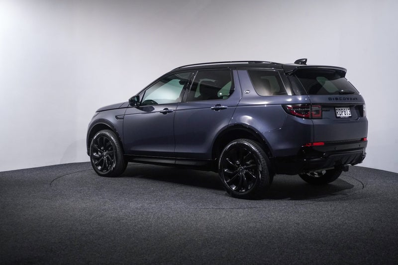 2025 Land Rover Discovery Sport P250 DYNAMIC SE... image 2
