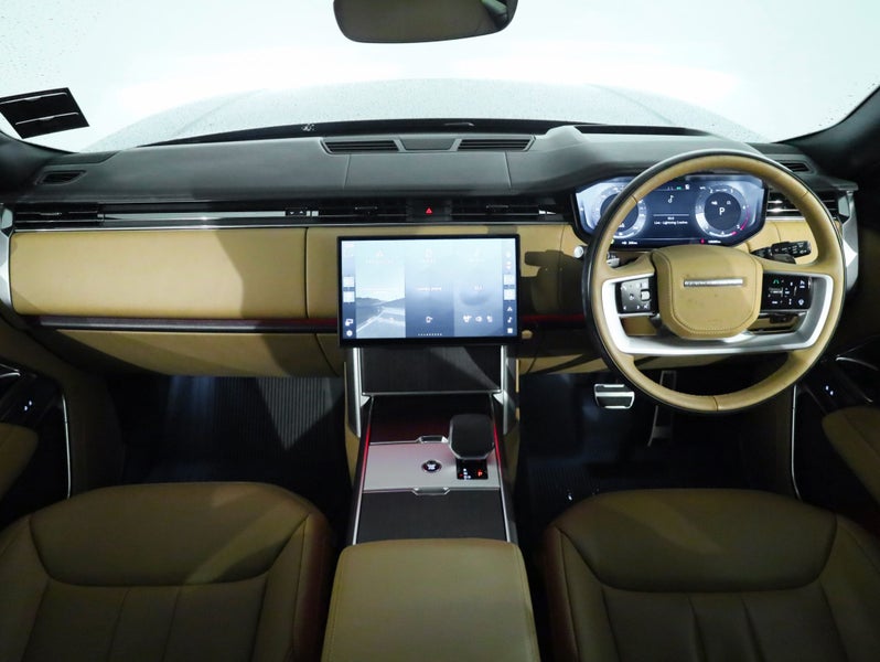 2025 Land Rover Range Rover D350 HSE image 4