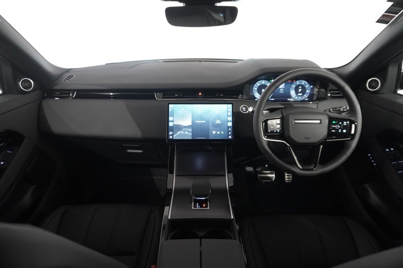 2025 Land Rover Range Rover Evoque P250 DYNAMIC... image 4