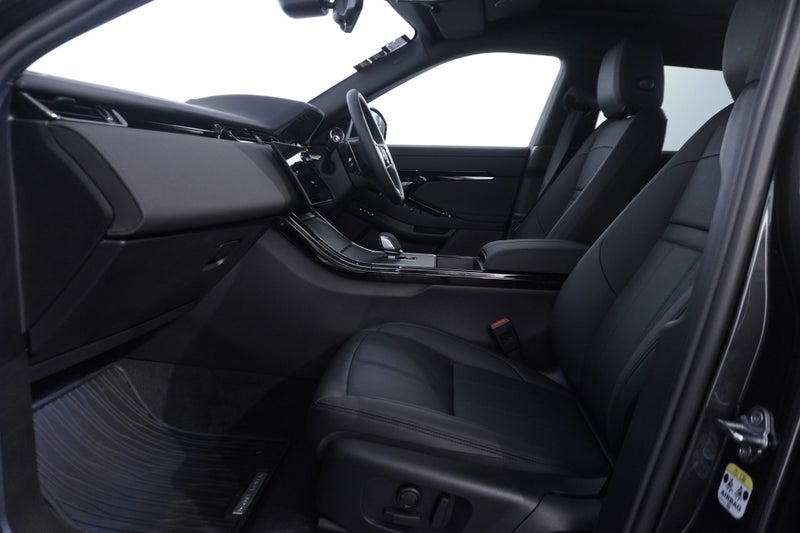 2025 Land Rover Range Rover Evoque P250 DYNAMIC... image 3
