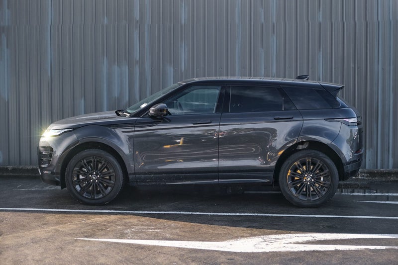 2025 Land Rover Range Rover Evoque P250 Dynamic SE image 5