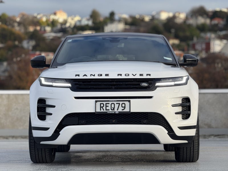 2025 Land Rover Range Rover Evoque P250 Dynamic SE image 2
