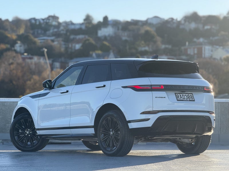 2025 Land Rover Range Rover Evoque P270e Dynami... image 2