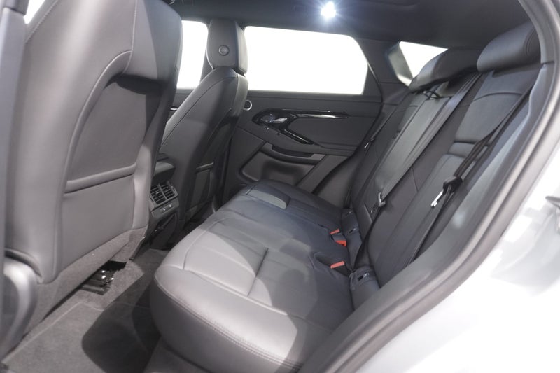 2025 Land Rover Range Rover Evoque P300E DYNAMI... image 5