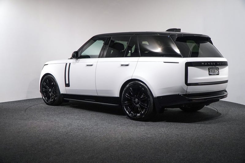 2025 Land Rover Range Rover P530 AUTOBIOGRAPHY,... image 2
