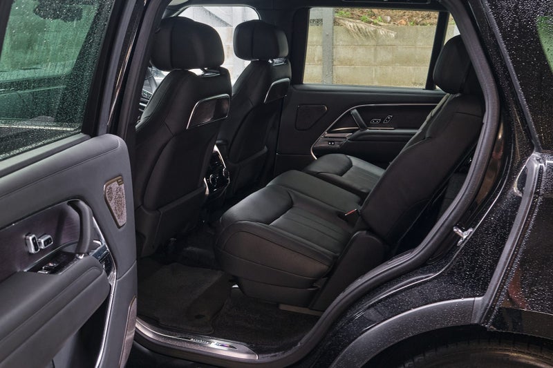2025 Land Rover Range Rover P530 Autobiography... image 3