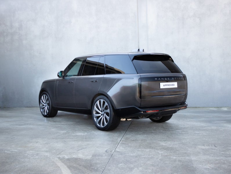 2025 Land Rover Range Rover P530 HSE SWB image 2