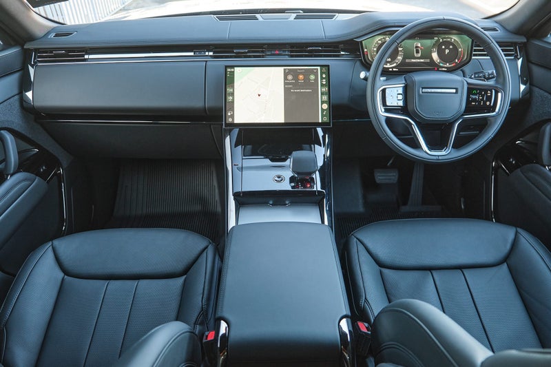 2025 Land Rover Range Rover Sport D250 SE image 4