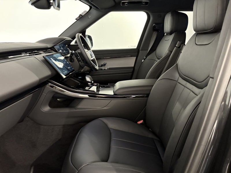 2025 Land Rover Range Rover Sport D250 SE, 3.0... image 3
