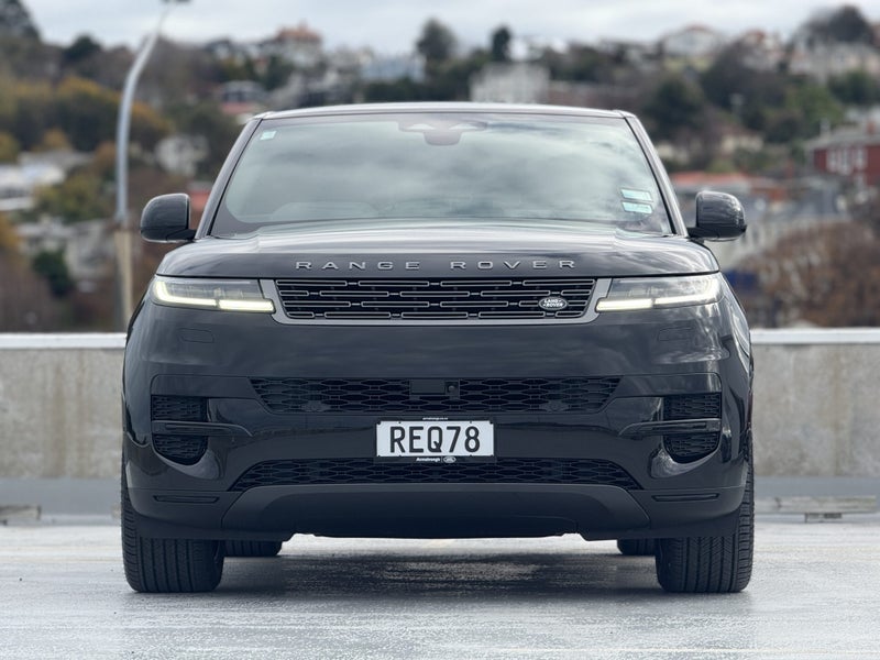 2025 Land Rover Range Rover Sport D250 SE image 5