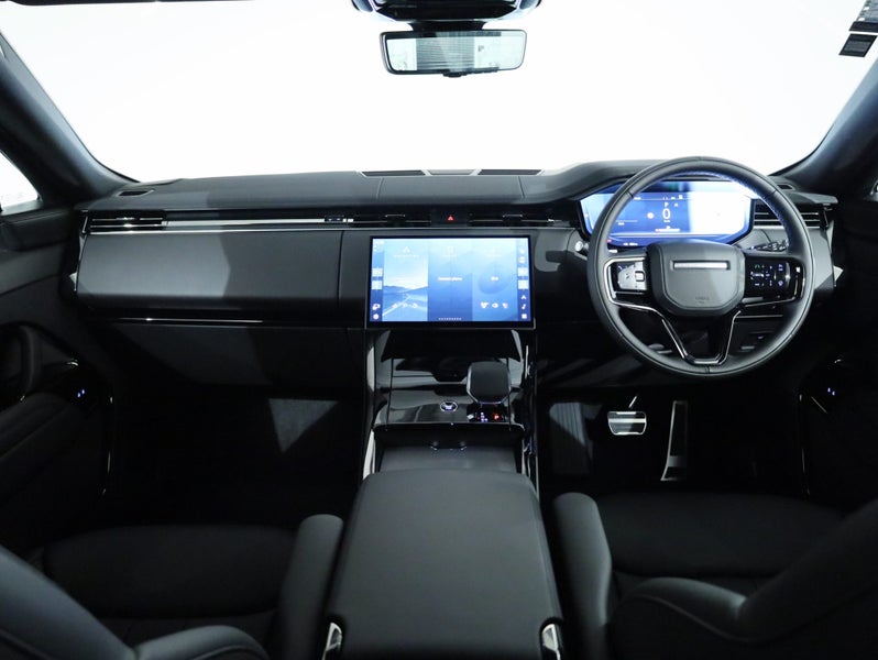 2025 Land Rover Range Rover Sport D350 DYNAMIC... image 4