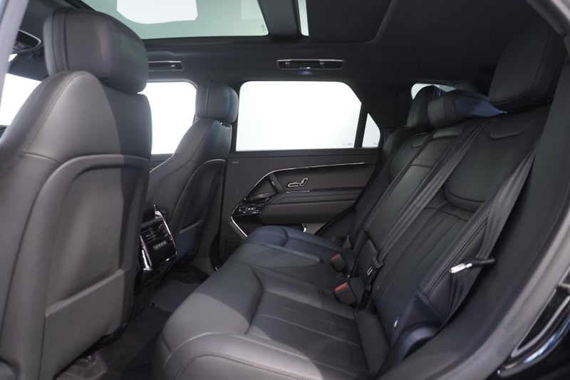 2025 Land Rover Range Rover Sport D350 DYNAMIC... image 5