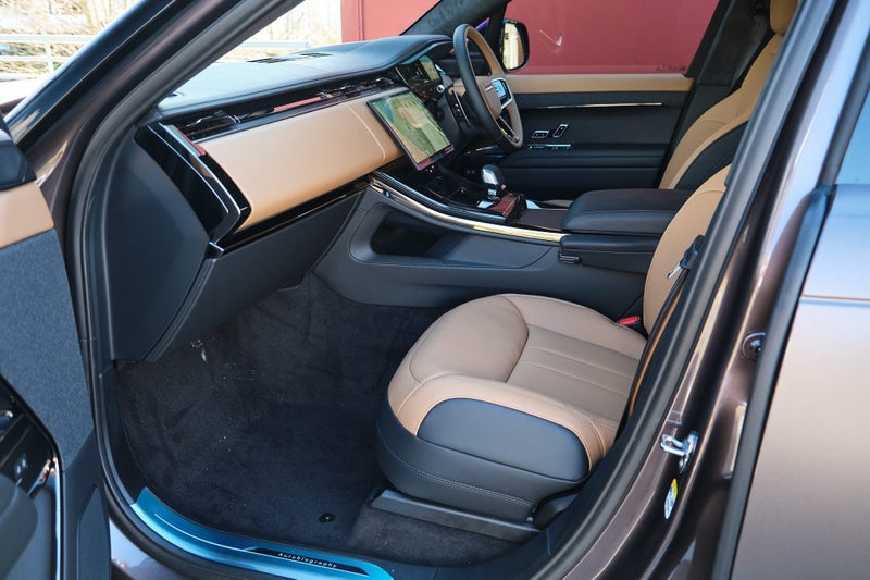 2025 Land Rover Range Rover Sport P530 Autobiog... image 5