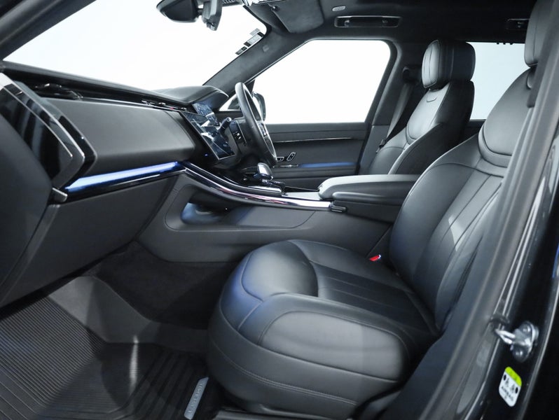 2025 Land Rover Range Rover Sport P530 Autobiog... image 3