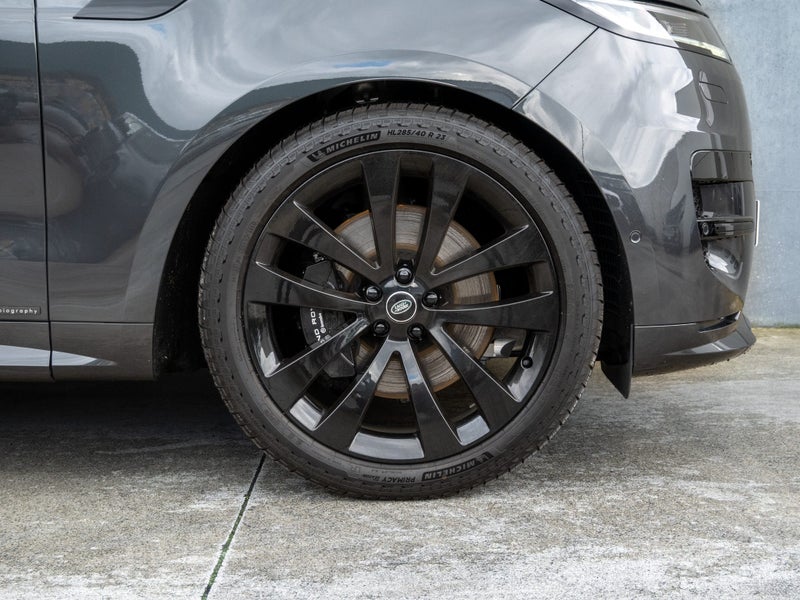 2025 Land Rover Range Rover Sport P530 Autobiog... image 4