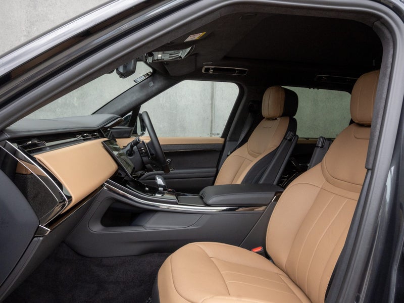 2025 Land Rover Range Rover Sport P530 Autobiog... image 5