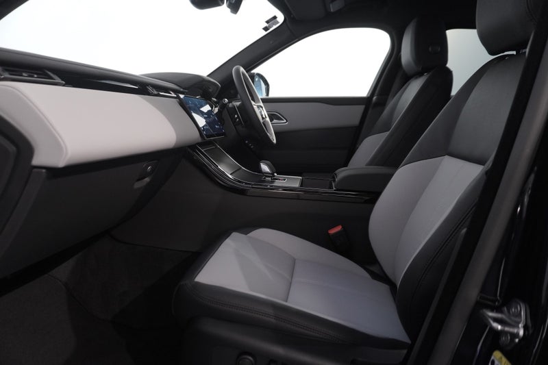 2025 Land Rover Range Rover Velar P250 DYNAMIC... image 3