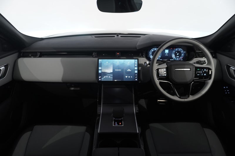 2025 Land Rover Range Rover Velar P250 DYNAMIC... image 4