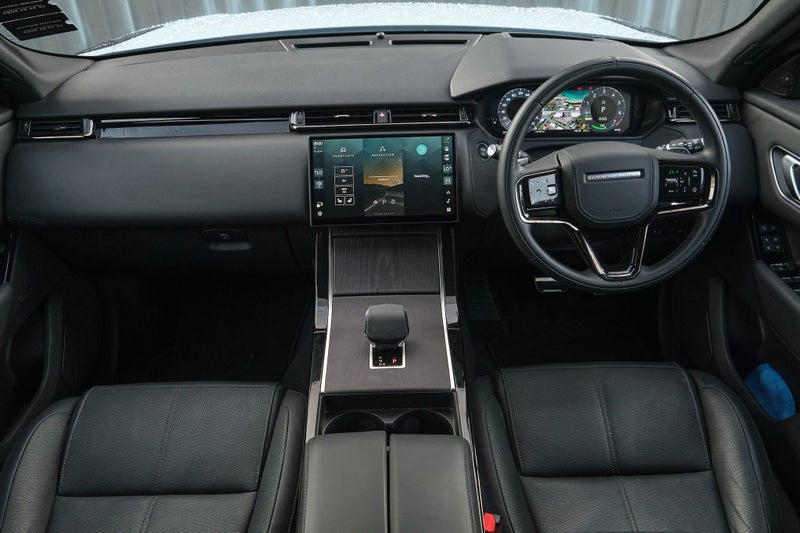 2025 Land Rover Range Rover Velar P400e Dynamic... image 5