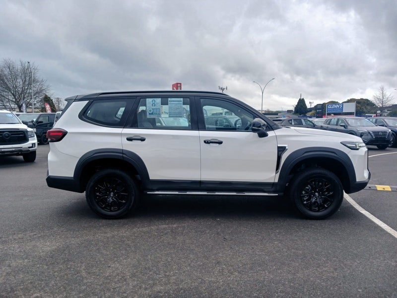 2025 LDV D90 Elite image 3