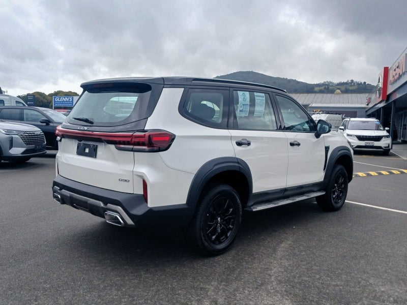 2025 LDV D90 Elite image 4