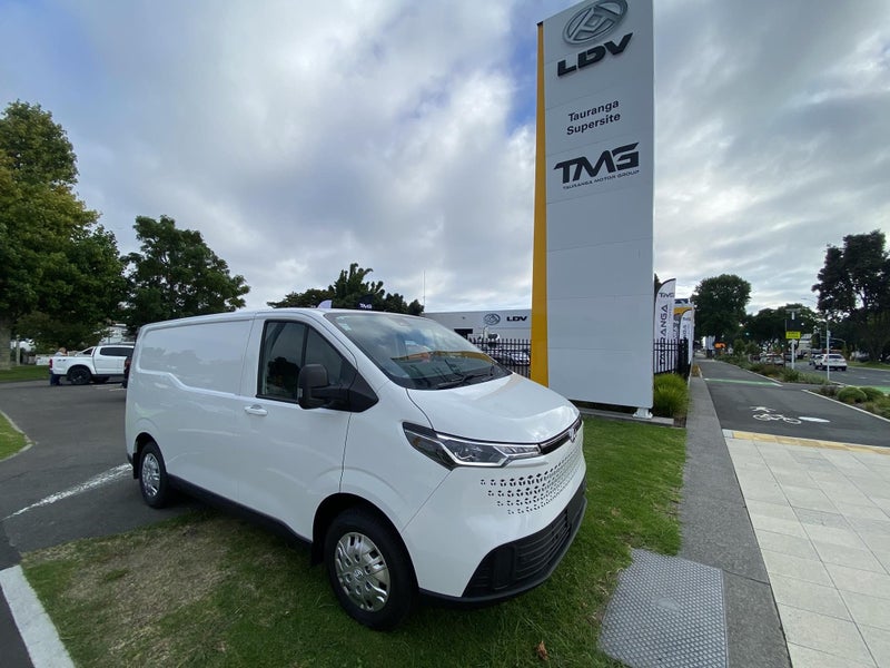 2025 LDV Deliver 7 2.0 Turbo Diesel. 8 Speed ZF... image 4