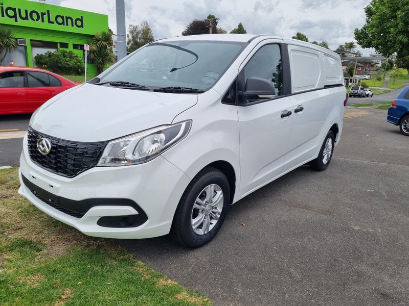 2025 LDV G10 2.0 Petrol TGI 8 Speed Auto image 2