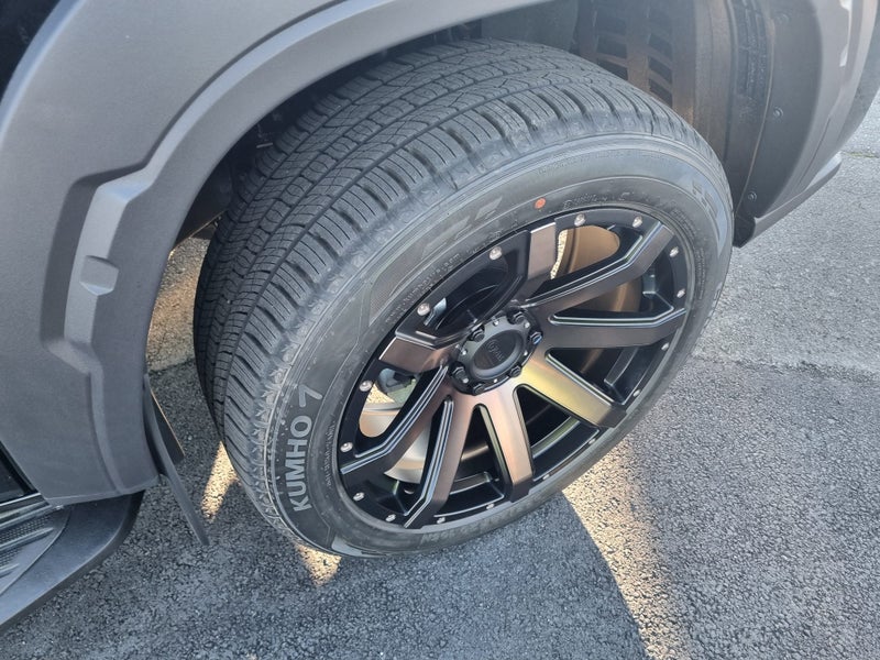 2025 LDV T60 LUX 4WD. 2.0 Diesel Bi-Turbo. 8 Sp... image 3