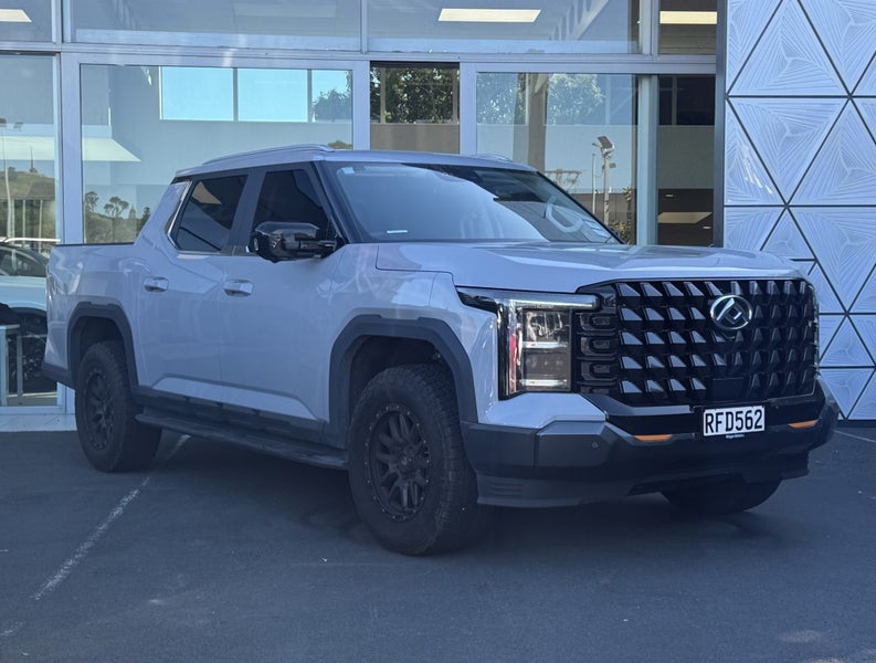 2025 LDV Terron 9 Elite image 1