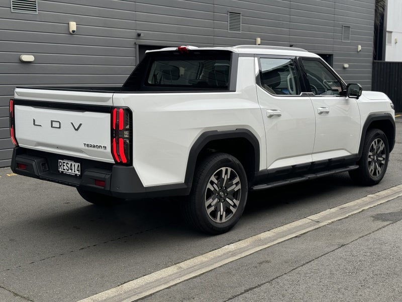 2025 LDV Terron 9 Lux image 4