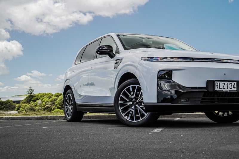 2025 Leapmotor B10 Brand NEW Full EV 434 km WLT... image 5