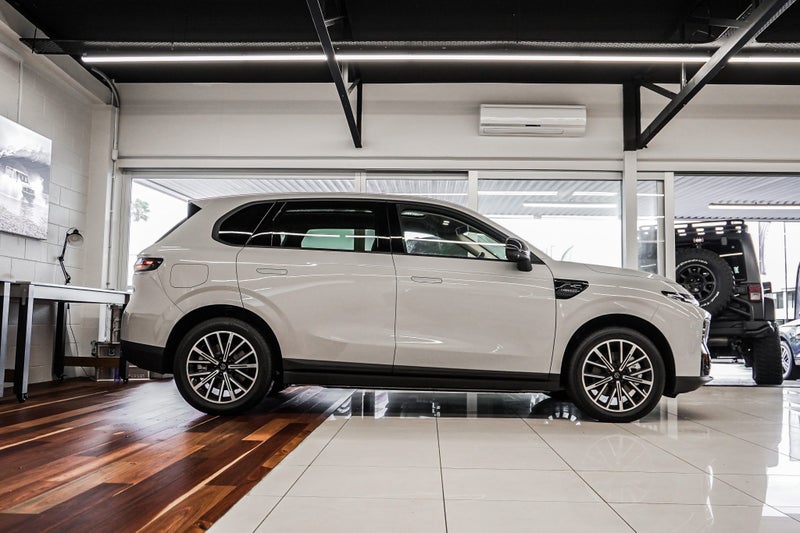 2025 Leapmotor B10 Design 67Kwh/Ev/At image 3