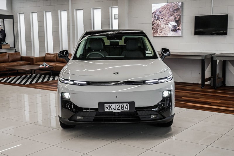 2025 Leapmotor B10 Design 67Kwh/Ev/At image 4