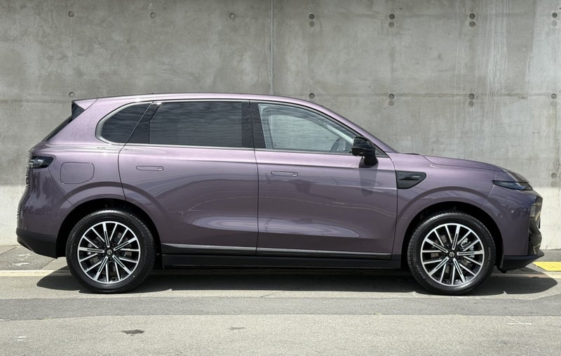 2025 Leapmotor B10 Design 67Kwh/Ev/At image 3