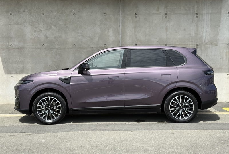 2025 Leapmotor B10 Design 67Kwh/Ev/At image 4