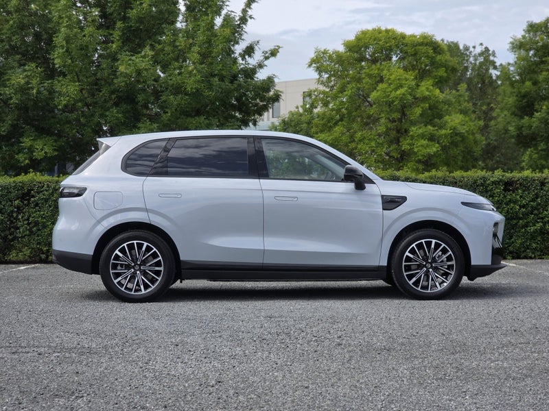 2025 Leapmotor B10 Design 67Kwh/Ev/At image 3