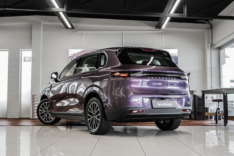 2025 Leapmotor B10 Life 56Kwh/Ev/At image 2