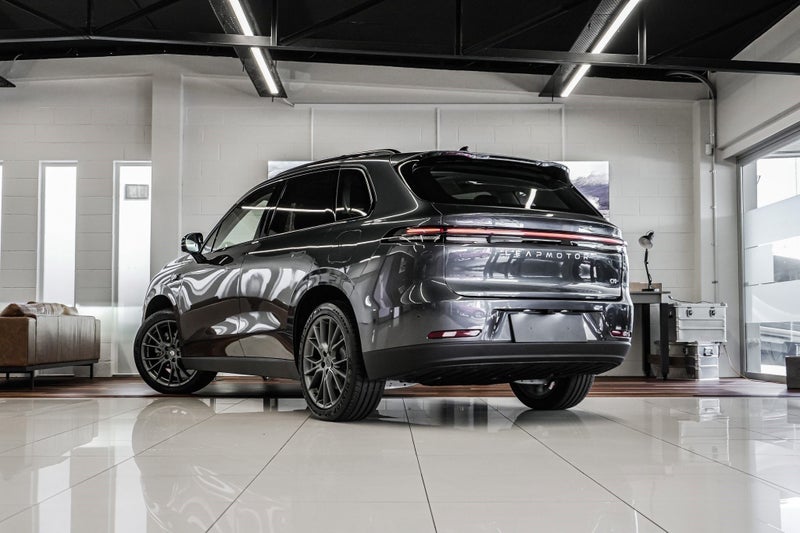 2025 Leapmotor C10 Design 70KWH/EV/AT image 2