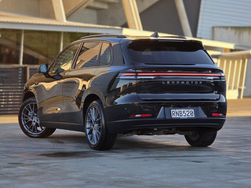 2025 Leapmotor C10 DESIGN | REEV | 160kW I EV/P... image 2