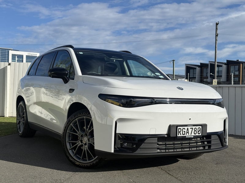 2025 Leapmotor C10 REEV image 1