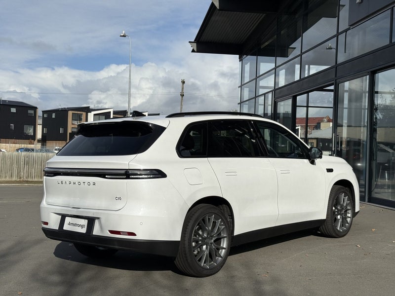 2025 Leapmotor C10 REEV image 3