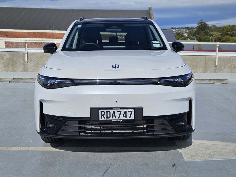 2025 Leapmotor C10 REEV Plugin Ultra Hybrid image 5