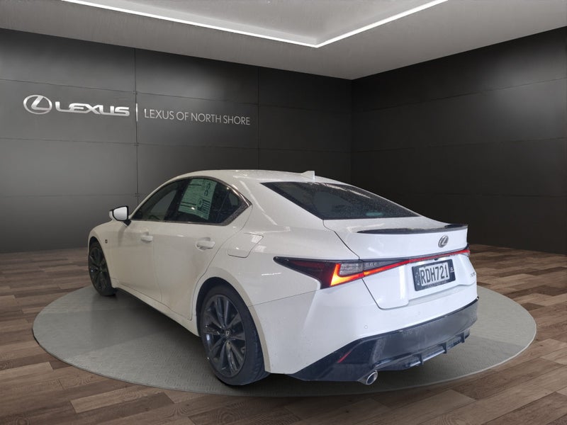 2025 Lexus IS 300h F Sport 2.5L Hybrid 2WD Sedan image 5