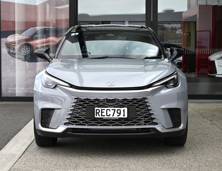 2025 Lexus LBX Active 1.5P image 3