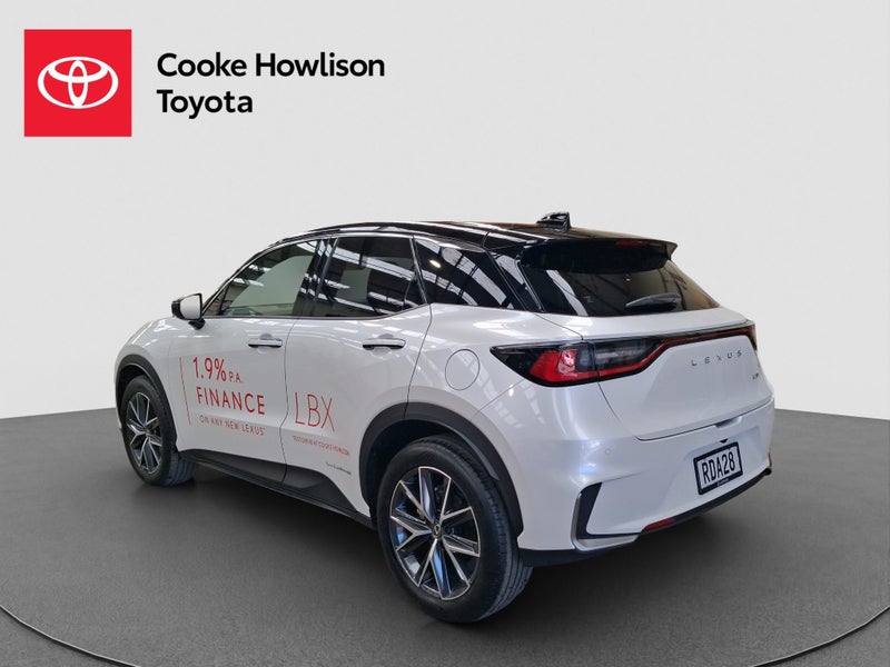 2025 Lexus LBX Active image 4