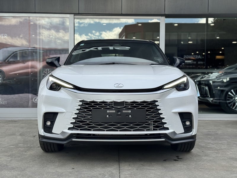 2025 Lexus LBX Cool 1.5L Hybrid FWD image 3