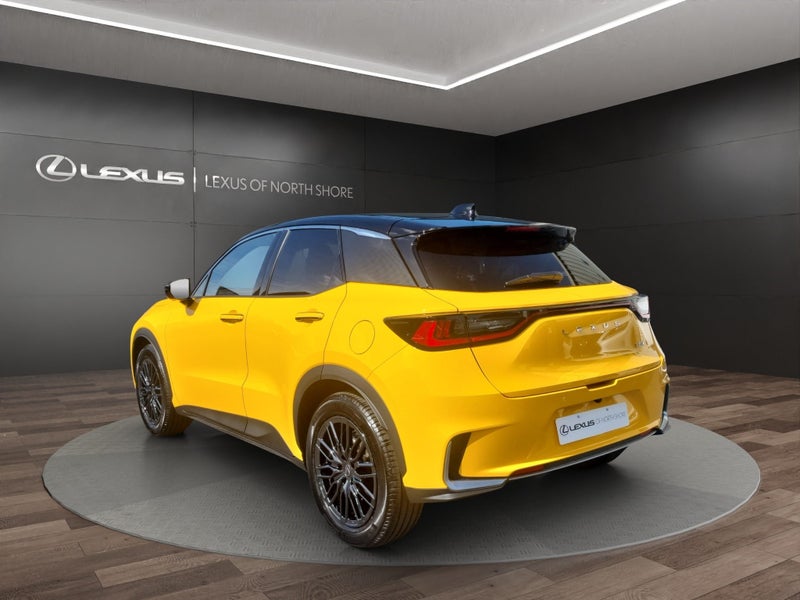 2025 Lexus LBX Cool 1.5L Hybrid FWD SUV image 5