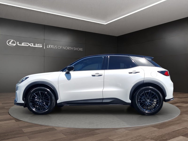 2025 Lexus LBX Cool 1.5L Hybrid FWD SUV image 4
