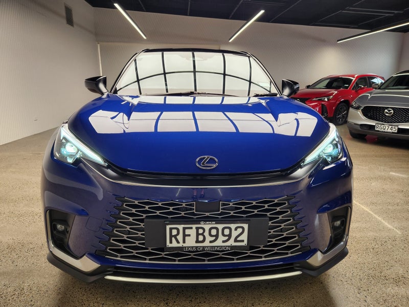 2025 Lexus LBX Cool 1.5P HEV ECVT FWD image 5