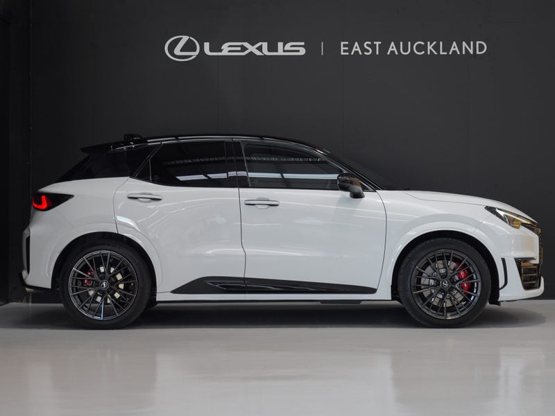 2025 Lexus LBX Morizo RR 1.6PT 8AT AWD image 4